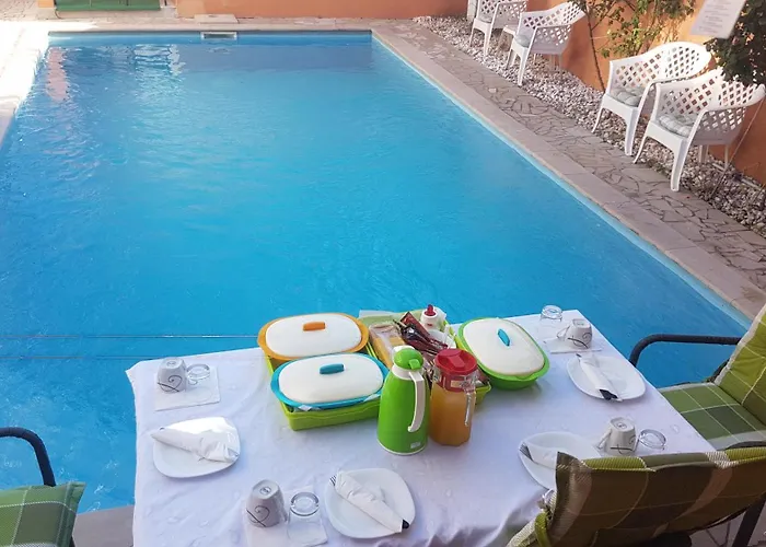 Πανσιόν Apple Line Appartments