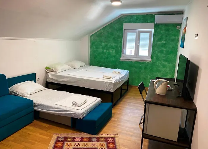 Apple Line Appartments Μόσταρ